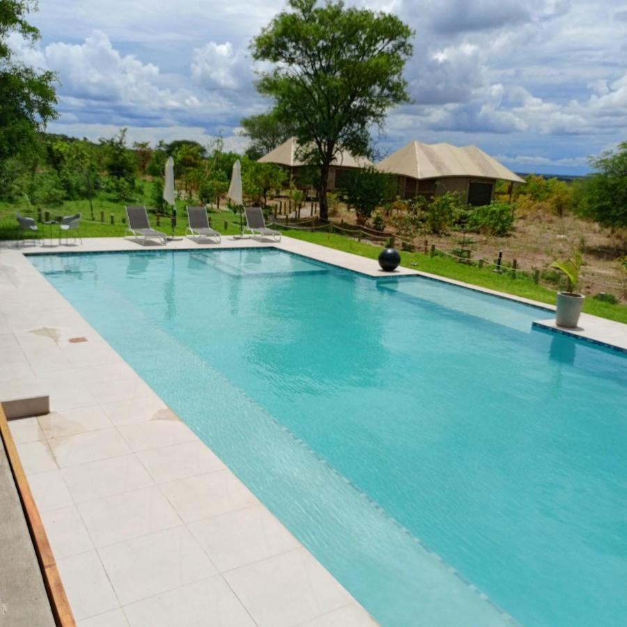 Xhabe Safari Lodge Chobe Muchenje Bagian luar foto